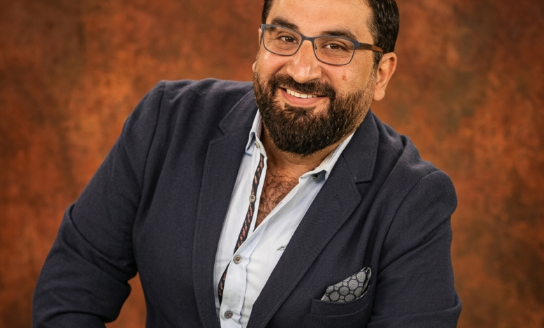 الاعلامي ياسر سامي