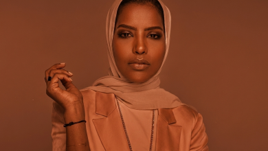 الفنانة آلاء الهندي