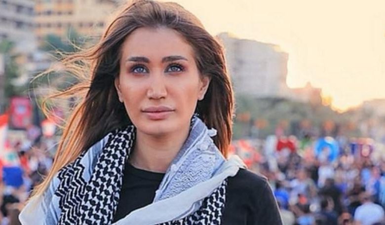 من هي الصحفية رنين ادريس ويكيبيديا